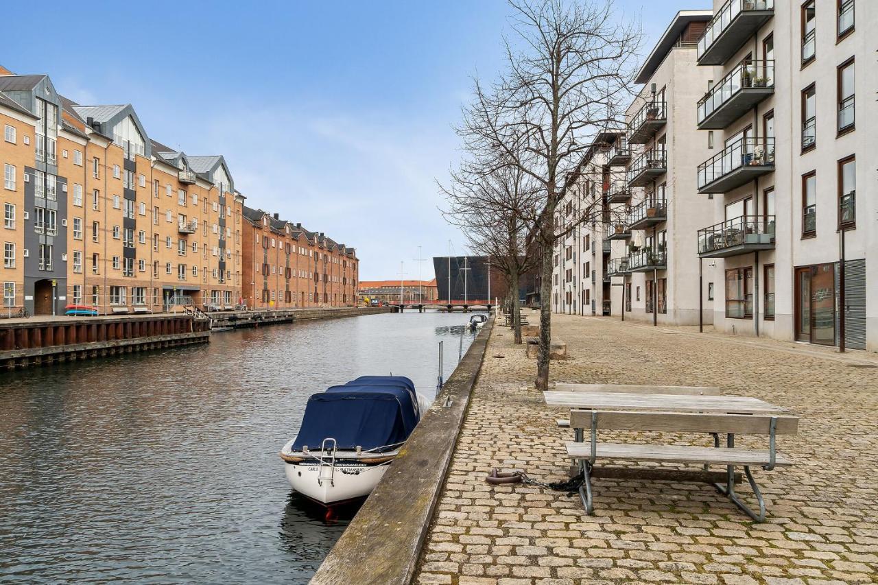 Scandi-hygge 2 Bedroom In Charming Christianshavn * København